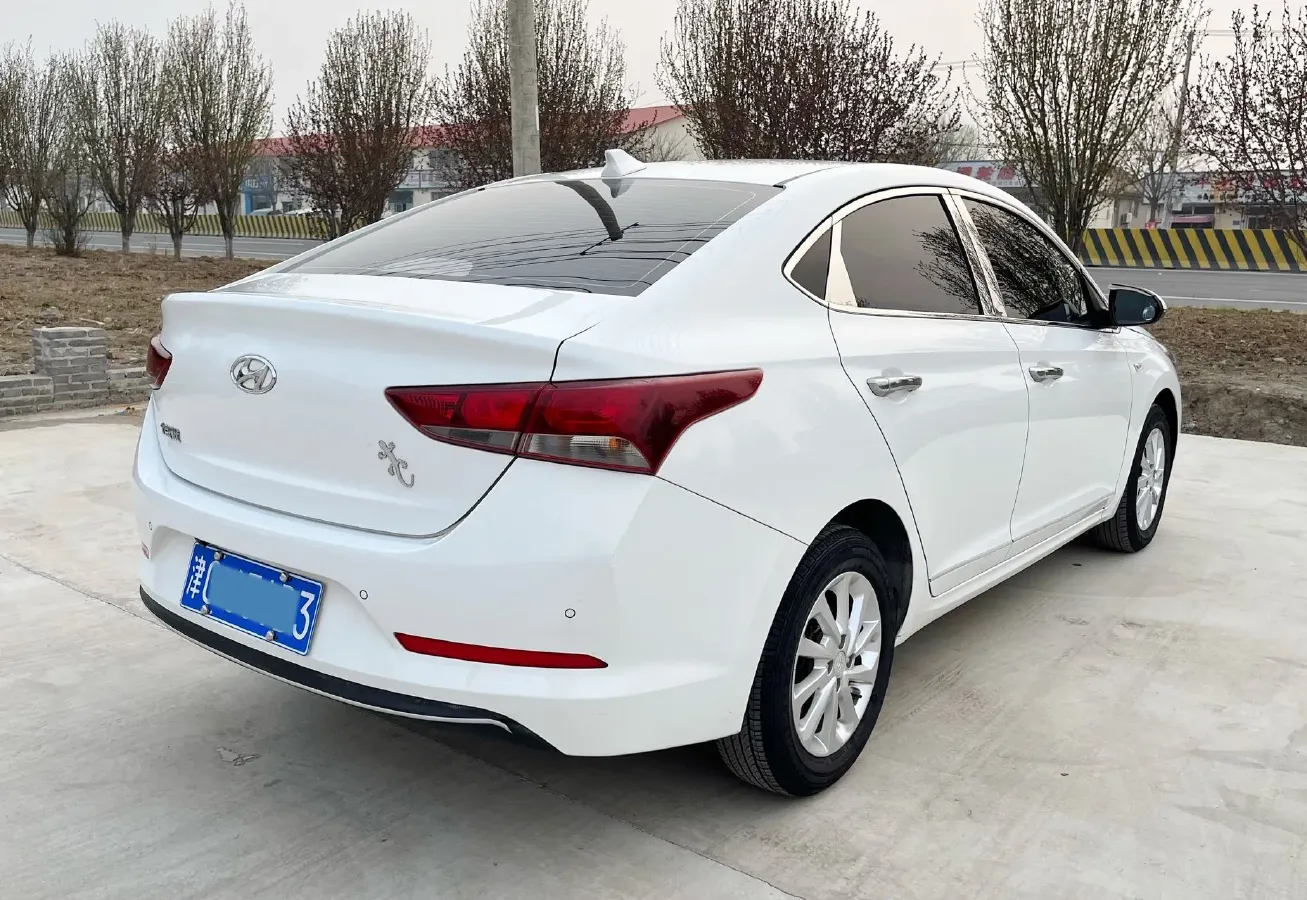 2016 Hyundai Verna 1.4L 100HP L4 6MT,autocango,china used car exporter,china ev exporter,chinese used car exporter,chinese used ev exporter