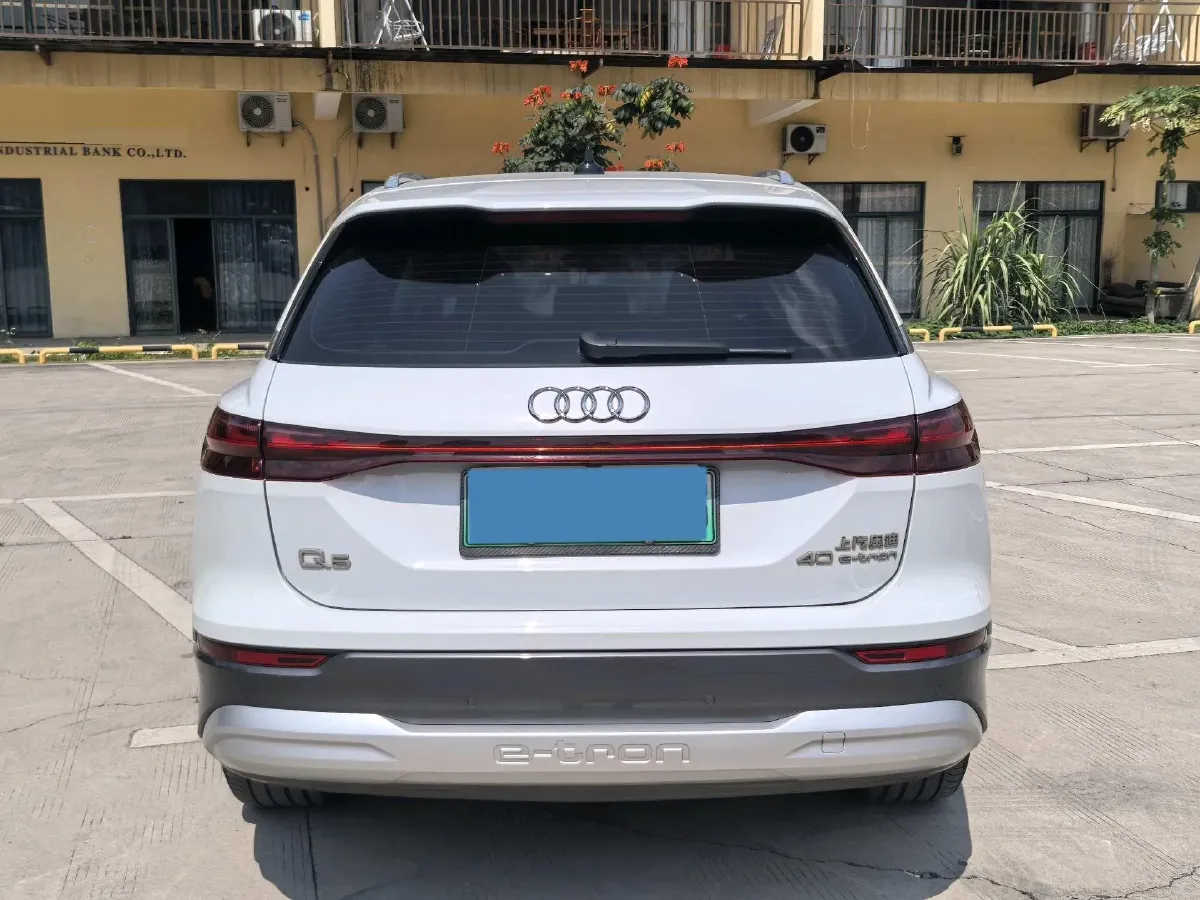2023 Audi Q5 e-tron BEV 83.4KWH,autocango,china used car exporter,china ev exporter,chinese used car exporter,chinese used ev exporter