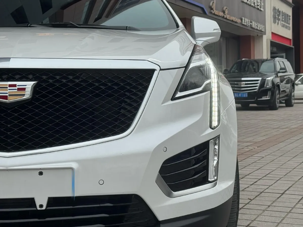 2024 Cadillac XT5 2.0T 237HP L4 9AT,autocango,china used car exporter,china ev exporter,chinese used car exporter,chinese used ev exporter
