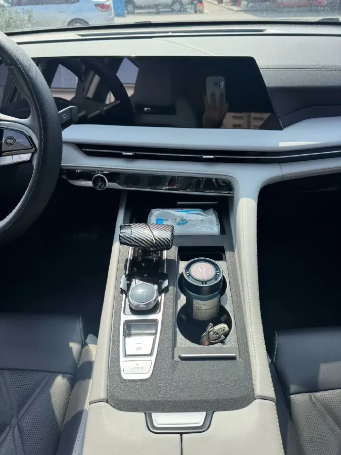 2023 ChangAn CS75 Plus 1.5T 188HP L4 8AT,autocango,china used car exporter,china ev exporter,chinese used car exporter,chinese used ev exporter