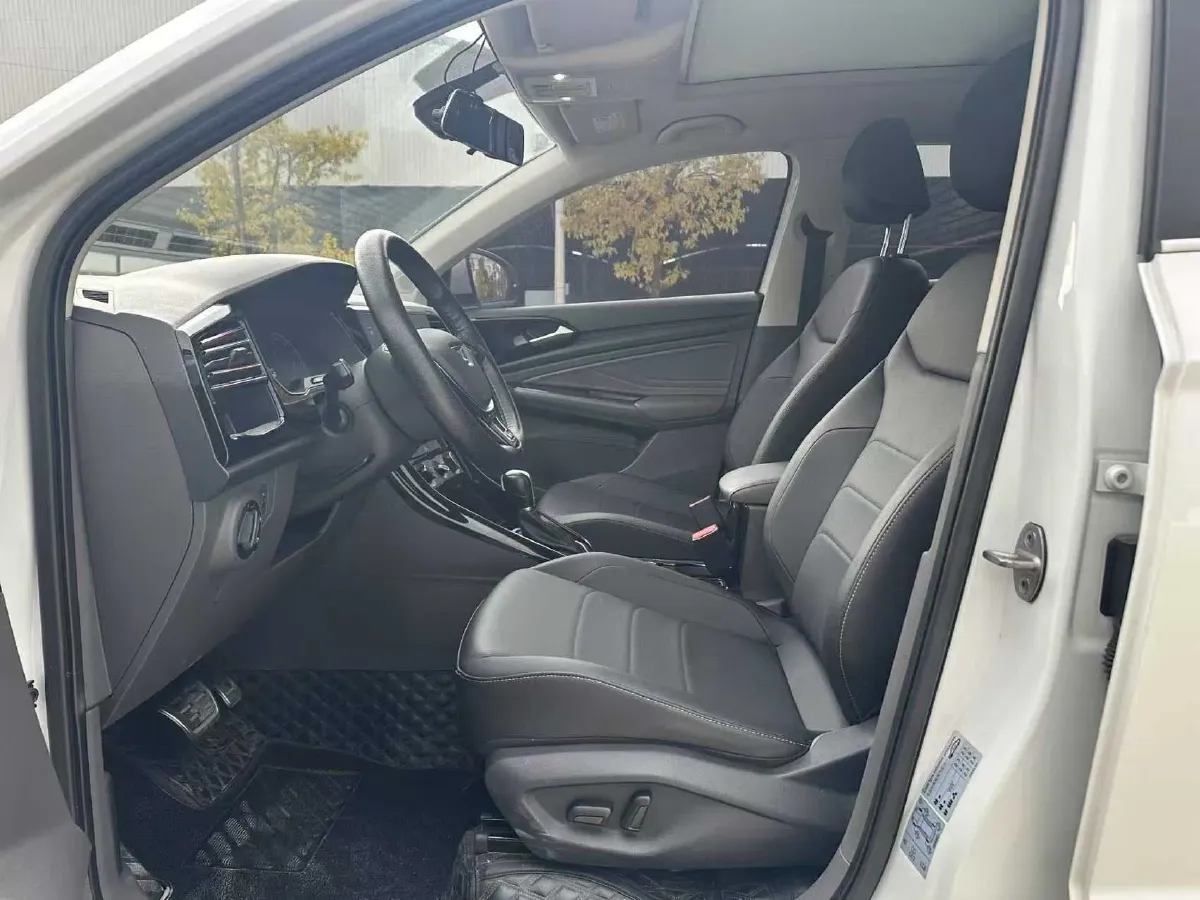 2020 Jetta VS7 1.4T 150HP L4 6AT,autocango,china used car exporter,china ev exporter,chinese used car exporter,chinese used ev exporter