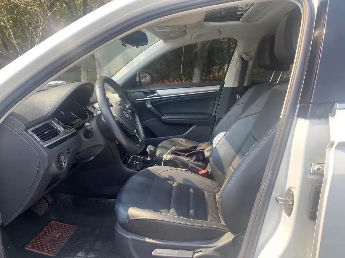 2018 Volkswagen Bora 1.5L 110HP L4 6AT,autocango,china used car exporter,china ev exporter,chinese used car exporter,chinese used ev exporter