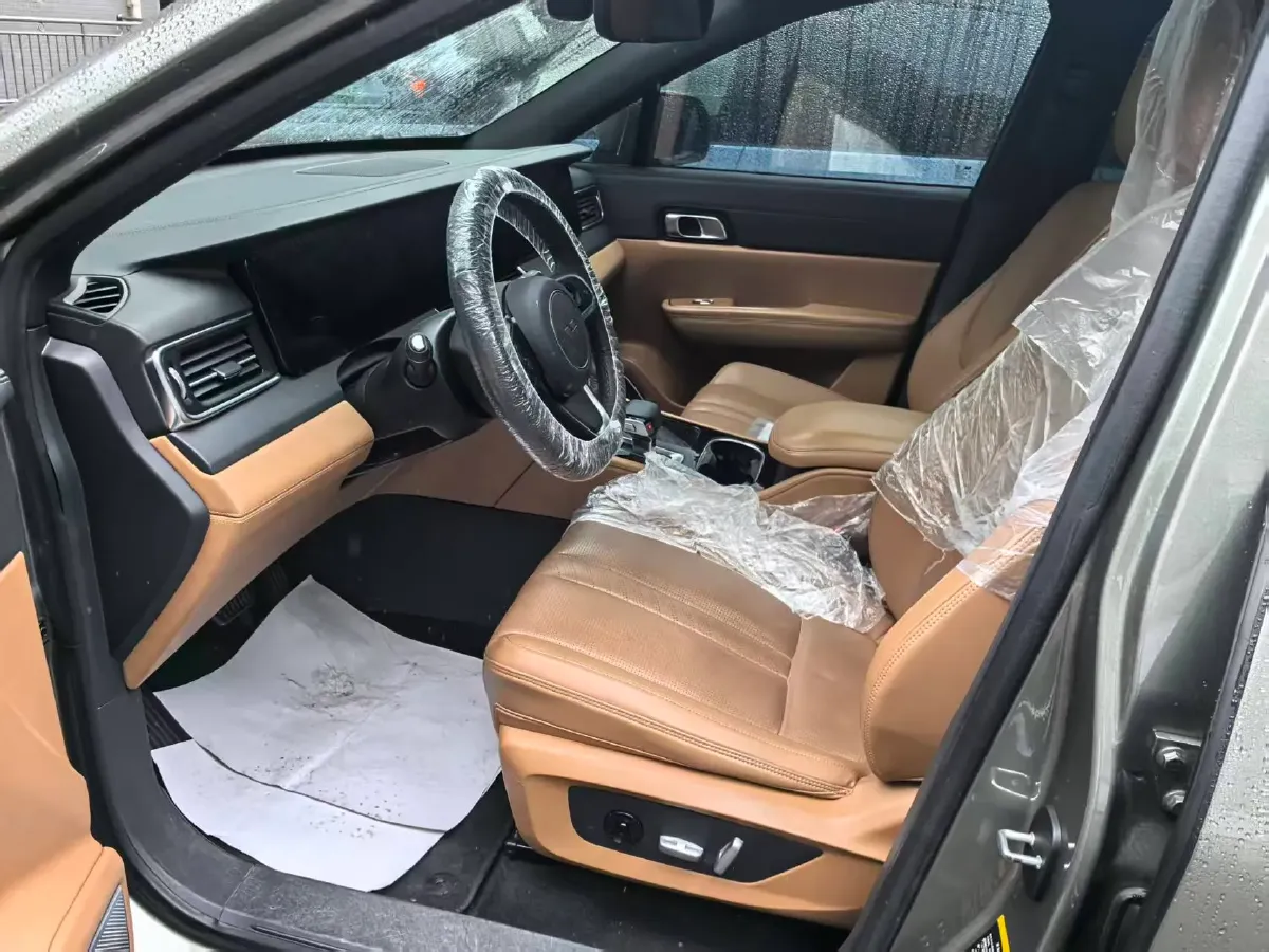 2020 Li ONE Range Extended 131HP REEV 40.5KWH,autocango,china used car exporter,china ev exporter,chinese used car exporter,chinese used ev exporter