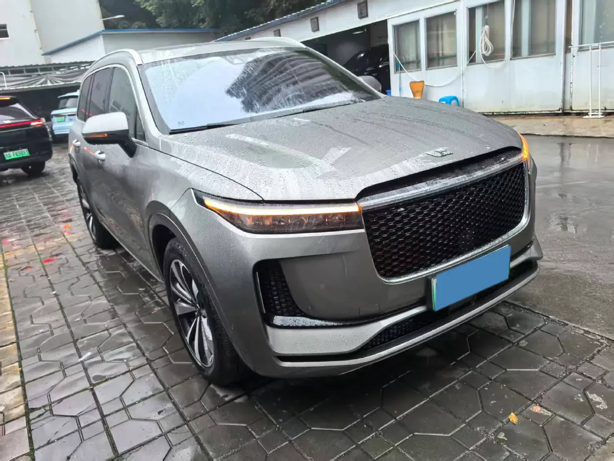 2020 Li ONE Range Extended 131HP REEV 40.5KWH,autocango,china used car exporter,china ev exporter,chinese used car exporter,chinese used ev exporter