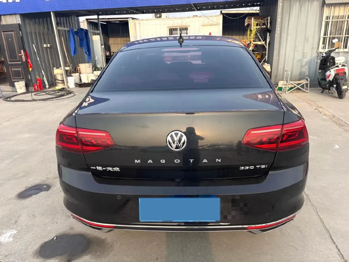 2020 Volkswagen Magotan 2.0T 186HP L4 7DCT,autocango,china used car exporter,china ev exporter,chinese used car exporter,chinese used ev exporter