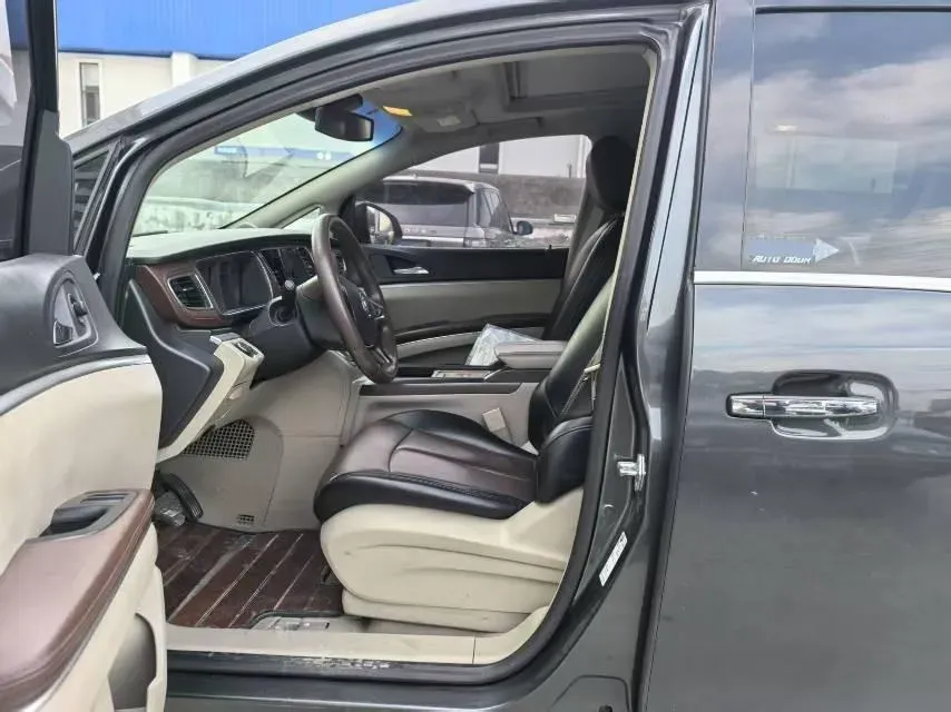 2018 Buick GL8 2.0T 260HP L4 6AT,autocango,china used car exporter,china ev exporter,chinese used car exporter,chinese used ev exporter