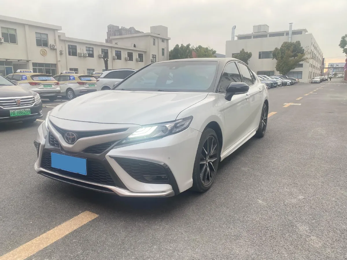2021 Toyota Camry 2.0L 178HP L4 CVT,autocango,china used car exporter,china ev exporter,chinese used car exporter,chinese used ev exporter
