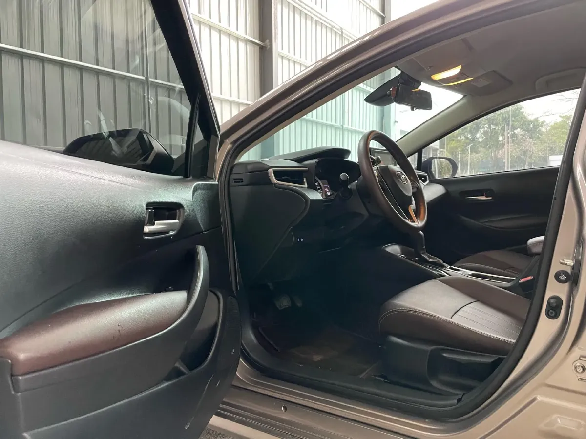 2022 Toyota Corolla 1.2T 116HP L4 CVT,autocango,china used car exporter,china ev exporter,chinese used car exporter,chinese used ev exporter