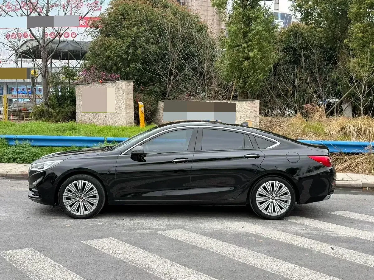 2022 HongQi H5 1.5T 169HP L4 7DCT,autocango,china used car exporter,china ev exporter,chinese used car exporter,chinese used ev exporter