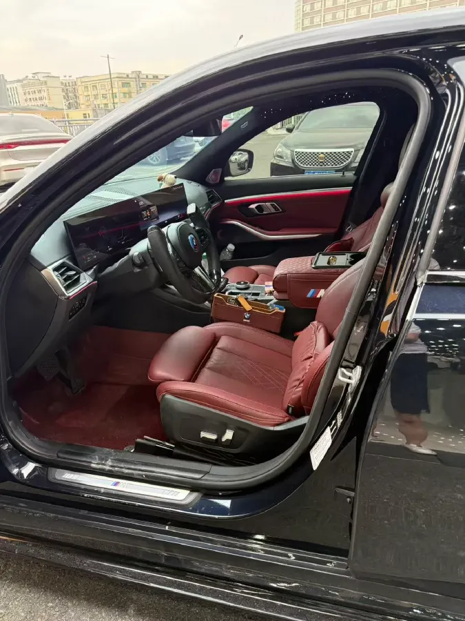 2023 BMW 3 Series 2.0T 184HP L4 8AT,autocango,china used car exporter,china ev exporter,chinese used car exporter,chinese used ev exporter