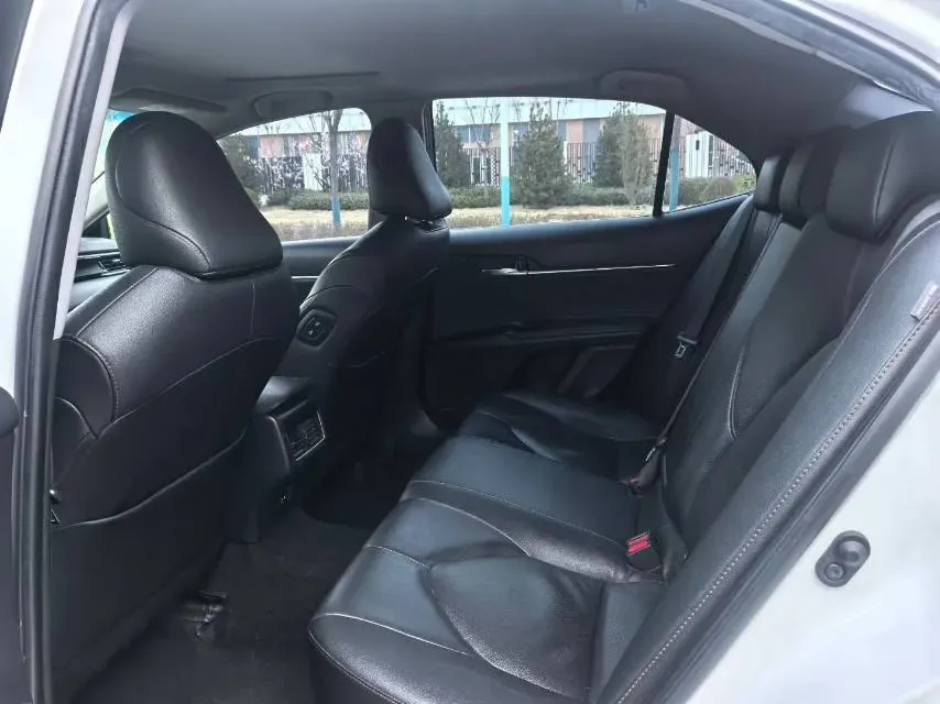 2021 Toyota Camry 2.0L 178HP L4 CVT,autocango,china used car exporter,china ev exporter,chinese used car exporter,chinese used ev exporter