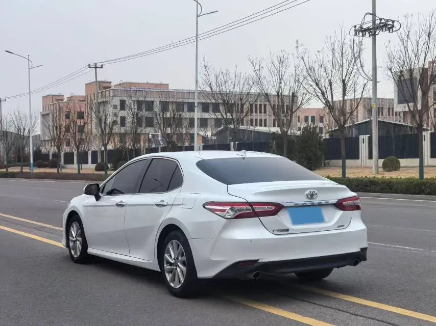 2021 Toyota Camry 2.0L 178HP L4 CVT,autocango,china used car exporter,china ev exporter,chinese used car exporter,chinese used ev exporter