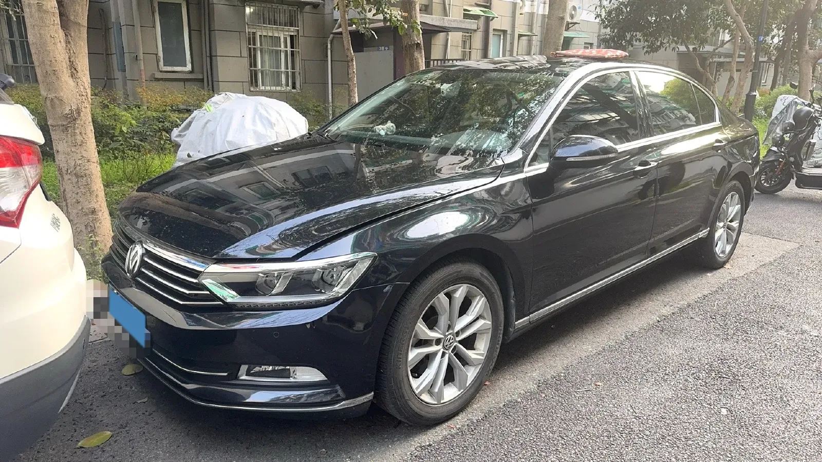 2018 Volkswagen Magotan 2.0T 220HP L4 7DCT,autocango,china used car exporter,china ev exporter,chinese used car exporter,chinese used ev exporter
