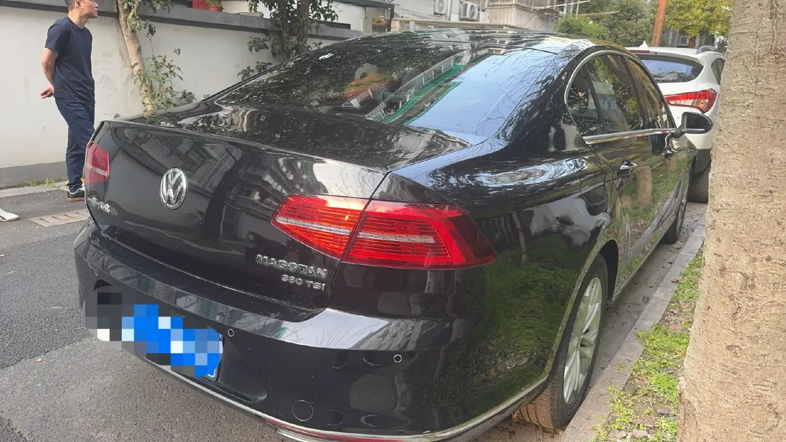 2018 Volkswagen Magotan 2.0T 220HP L4 7DCT,autocango,china used car exporter,china ev exporter,chinese used car exporter,chinese used ev exporter