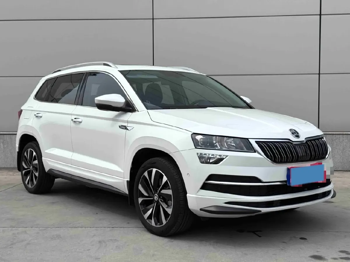 2024 Skoda Karoq 1.4T 150HP L4 7DCT,autocango,china used car exporter,china ev exporter,chinese used car exporter,chinese used ev exporter