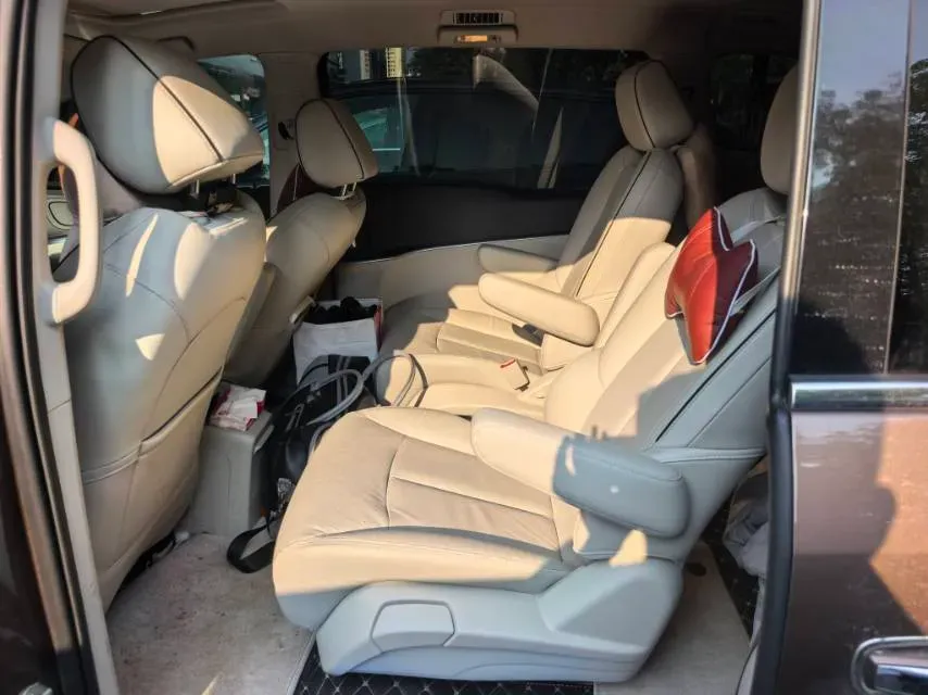 2021 Buick GL8 2.0T 237HP L4 9AT,autocango,china used car exporter,china ev exporter,chinese used car exporter,chinese used ev exporter