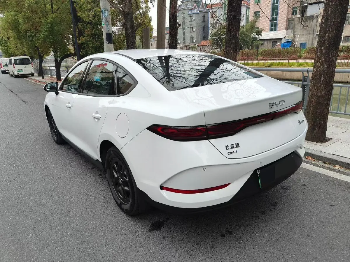 2025 BYD Qin Plus 1.5L 101HP L4 E-CVT PHEV 7.68KWH,autocango,china used car exporter,china ev exporter,chinese used car exporter,chinese used ev exporter