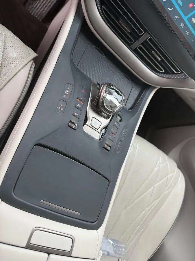 2022 Honda Odyssey 2.0L 146HP L4 E-CVT Hybrid,autocango,china used car exporter,china ev exporter,chinese used car exporter,chinese used ev exporter