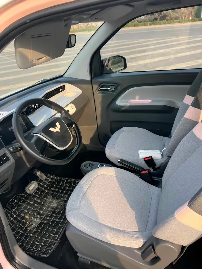 2021 WuLing HongGuang MINI EV BEV 9KWH,autocango,china used car exporter,china ev exporter,chinese used car exporter,chinese used ev exporter