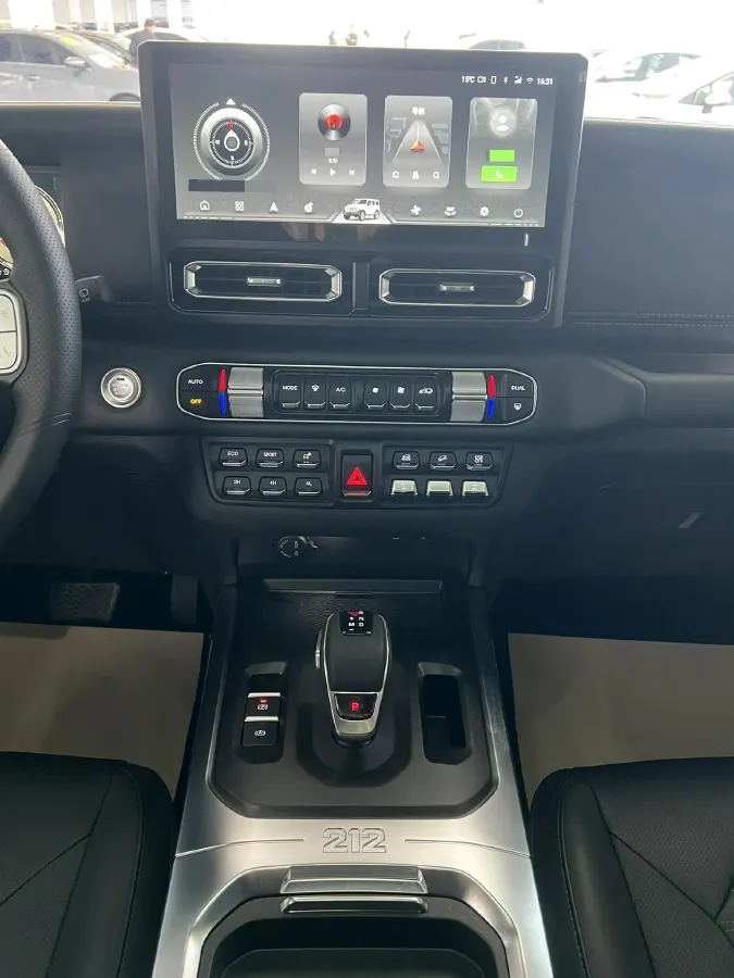 2024 212 212 T01 2.0T 252HP L4 8AT,autocango,china used car exporter,china ev exporter,chinese used car exporter,chinese used ev exporter