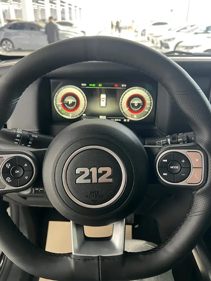 2024 212 212 T01 2.0T 252HP L4 8AT,autocango,china used car exporter,china ev exporter,chinese used car exporter,chinese used ev exporter