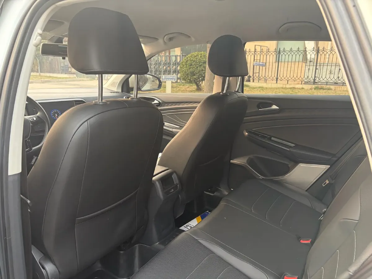 2022 Jetta VS5 1.4T 150HP L4 6AT,autocango,china used car exporter,china ev exporter,chinese used car exporter,chinese used ev exporter