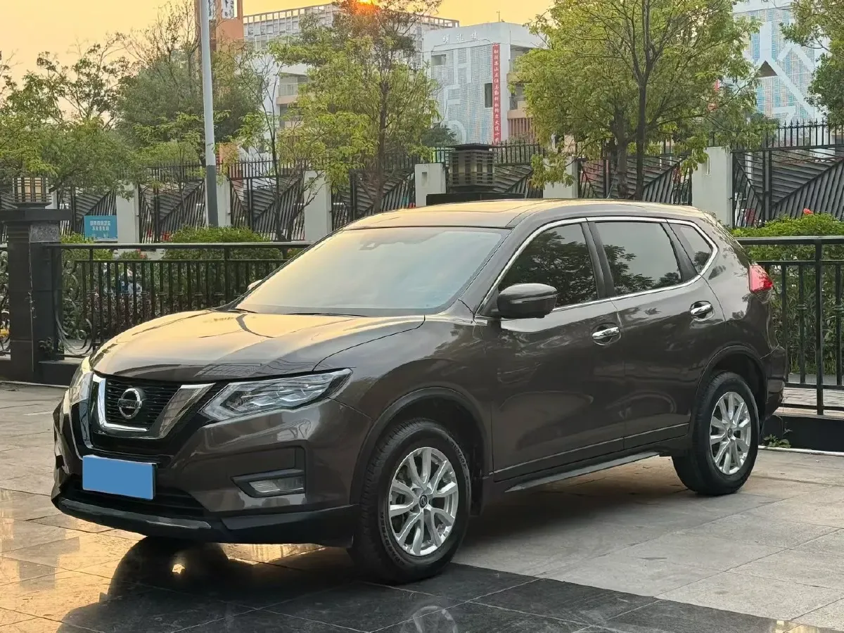 2021 Nissan X-Trail 2.0L 151HP L4 CVT,autocango,china used car exporter,china ev exporter,chinese used car exporter,chinese used ev exporter