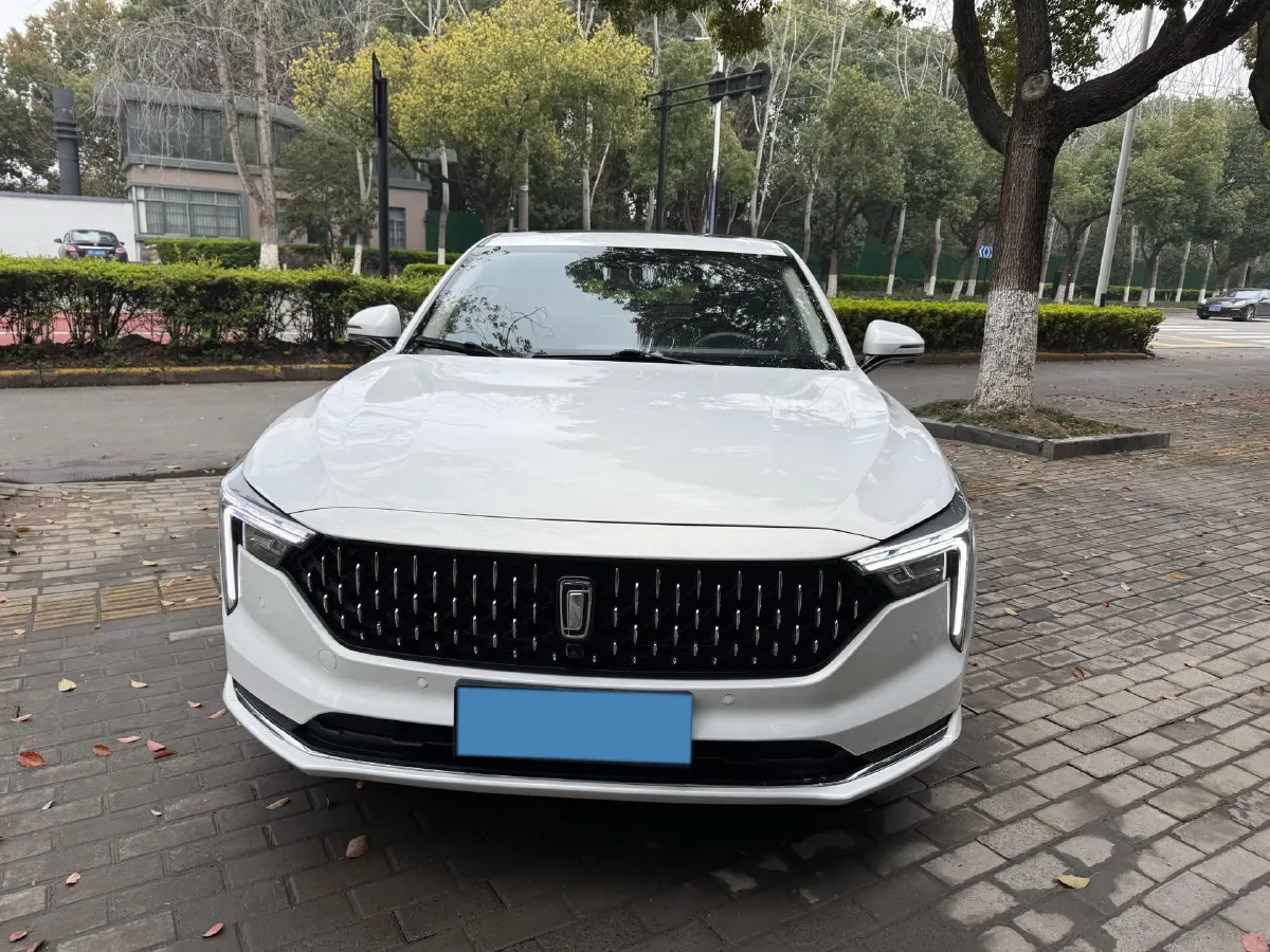 2024 Bestune B70 1.5T 169HP L4 7DCT,autocango,china used car exporter,china ev exporter,chinese used car exporter,chinese used ev exporter