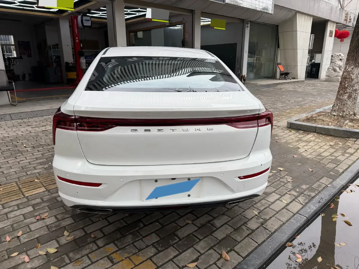 2024 Bestune B70 1.5T 169HP L4 7DCT,autocango,china used car exporter,china ev exporter,chinese used car exporter,chinese used ev exporter