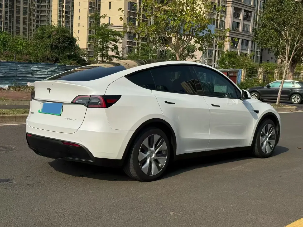2022 Tesla Model Y BEV 60KWH,autocango,china used car exporter,china ev exporter,chinese used car exporter,chinese used ev exporter