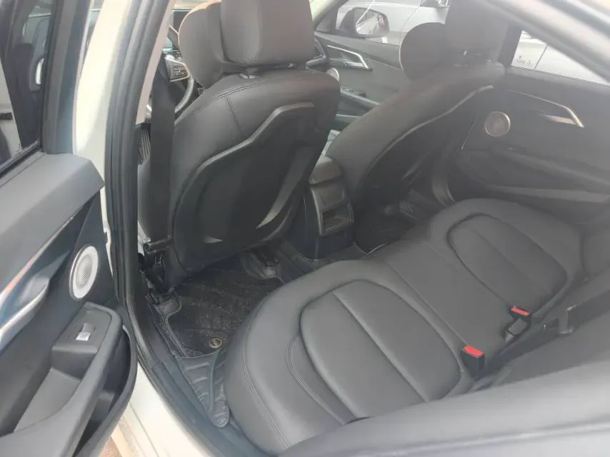 2022 BMW 1 Series 1.5T 140HP L3 7DCT,autocango,china used car exporter,china ev exporter,chinese used car exporter,chinese used ev exporter