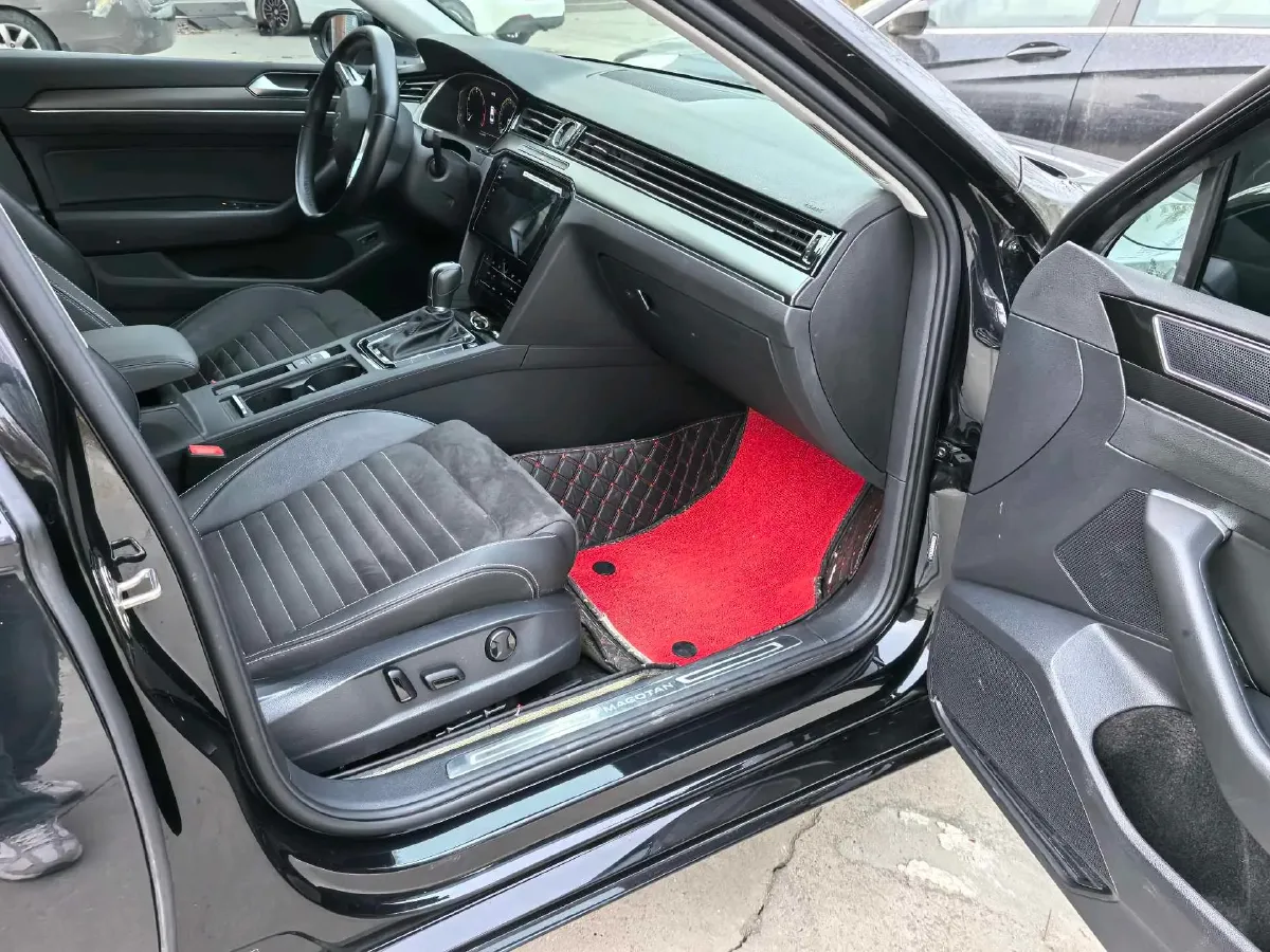 2020 Volkswagen Magotan 2.0T 186HP L4 7DCT,autocango,china used car exporter,china ev exporter,chinese used car exporter,chinese used ev exporter