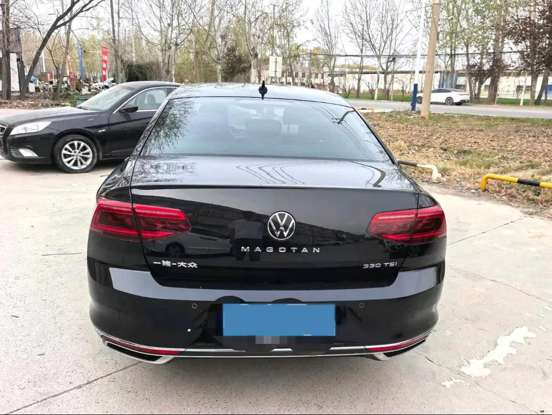 2020 Volkswagen Magotan 2.0T 186HP L4 7DCT,autocango,china used car exporter,china ev exporter,chinese used car exporter,chinese used ev exporter