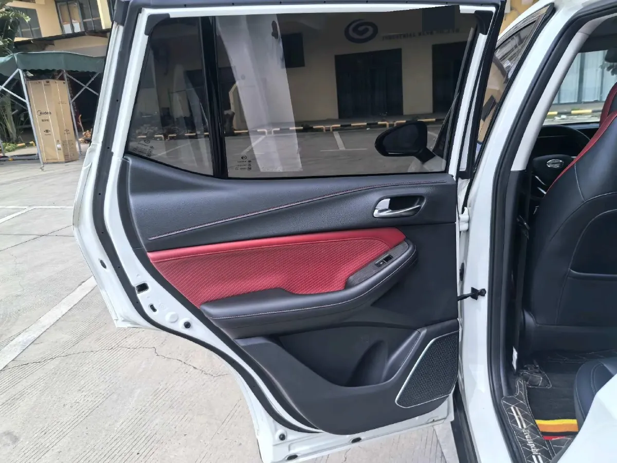 2021 GAC Trumpchi GS4 1.5T 169HP L4 6AT,autocango,china used car exporter,china ev exporter,chinese used car exporter,chinese used ev exporter