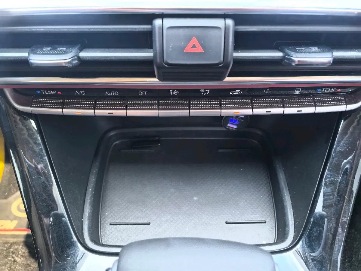 2021 GAC Trumpchi GS4 1.5T 169HP L4 6AT,autocango,china used car exporter,china ev exporter,chinese used car exporter,chinese used ev exporter