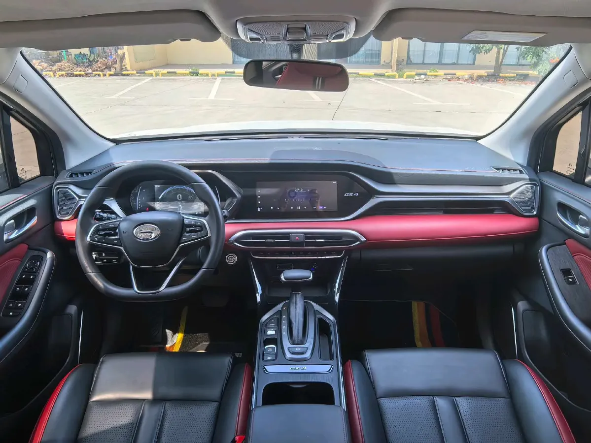 2021 GAC Trumpchi GS4 1.5T 169HP L4 6AT,autocango,china used car exporter,china ev exporter,chinese used car exporter,chinese used ev exporter