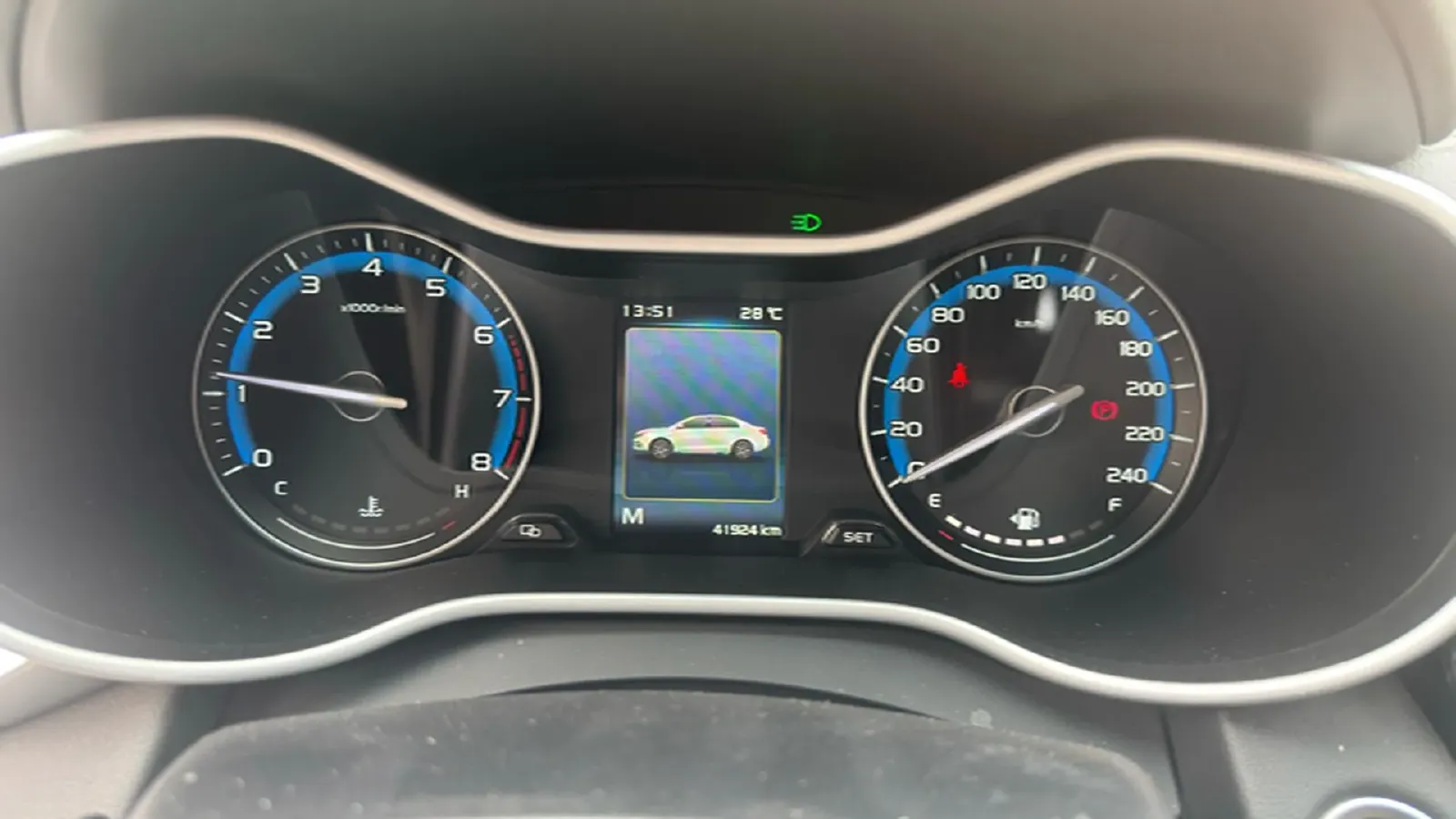 2019 Geely Emgrand 1.5L 109HP L4 5MT,autocango,china used car exporter,china ev exporter,chinese used car exporter,chinese used ev exporter