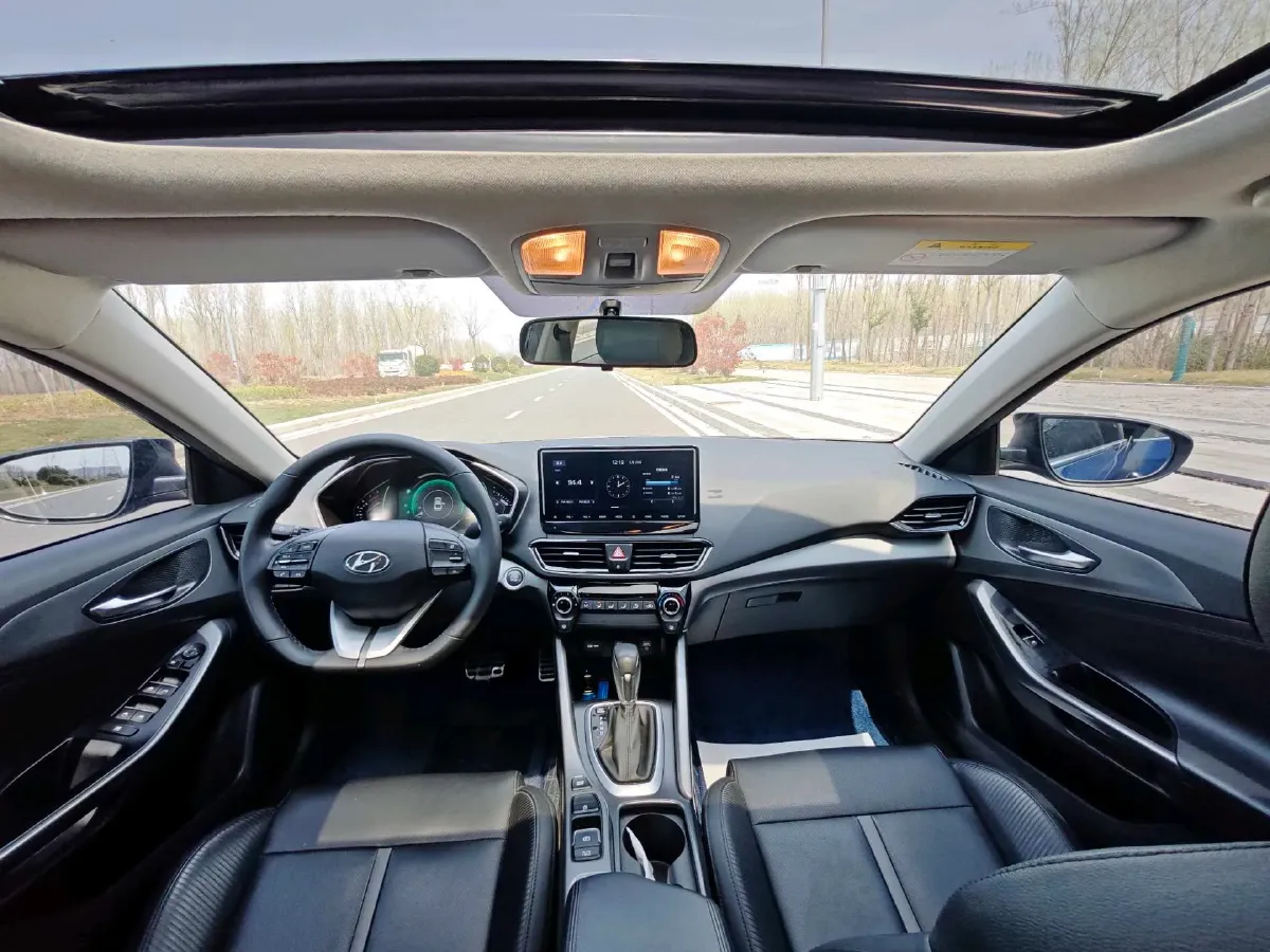 2019 Hyundai La Festa 1.6T 190HP L4 7DCT,autocango,china used car exporter,china ev exporter,chinese used car exporter,chinese used ev exporter