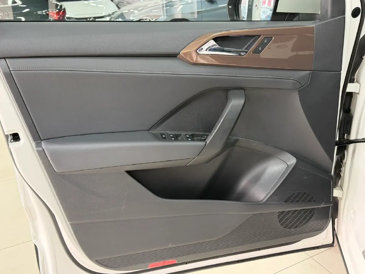 2021 Volkswagen Tharu 1.4T 150HP L4 7DCT,autocango,china used car exporter,china ev exporter,chinese used car exporter,chinese used ev exporter