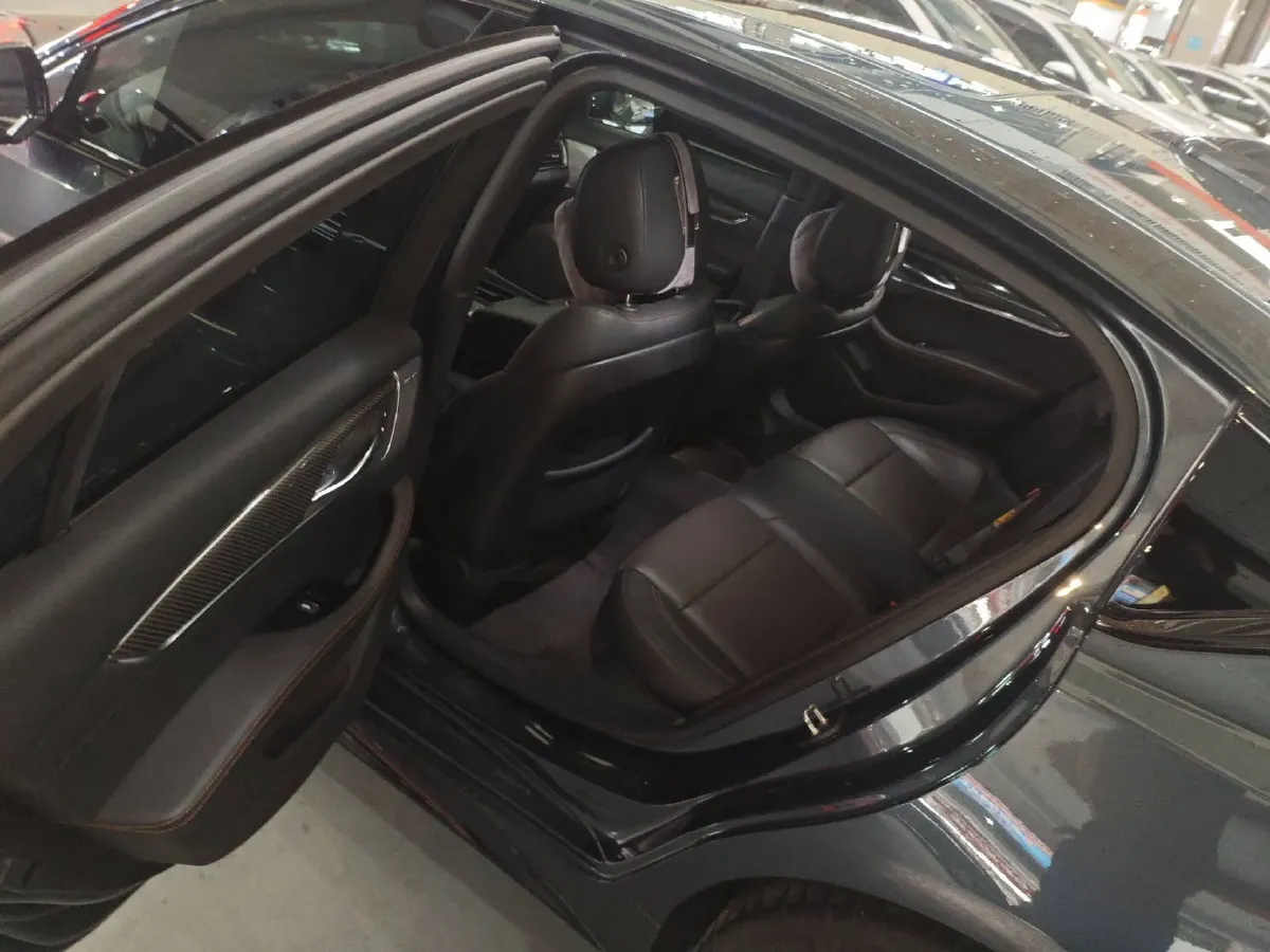 2021 Cadillac CT5 2.0T 237HP L4 10AT,autocango,china used car exporter,china ev exporter,chinese used car exporter,chinese used ev exporter