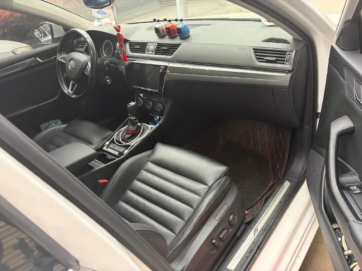 2018 Skoda Kodiak 1.8T 180HP L4 7DCT,autocango,china used car exporter,china ev exporter,chinese used car exporter,chinese used ev exporter