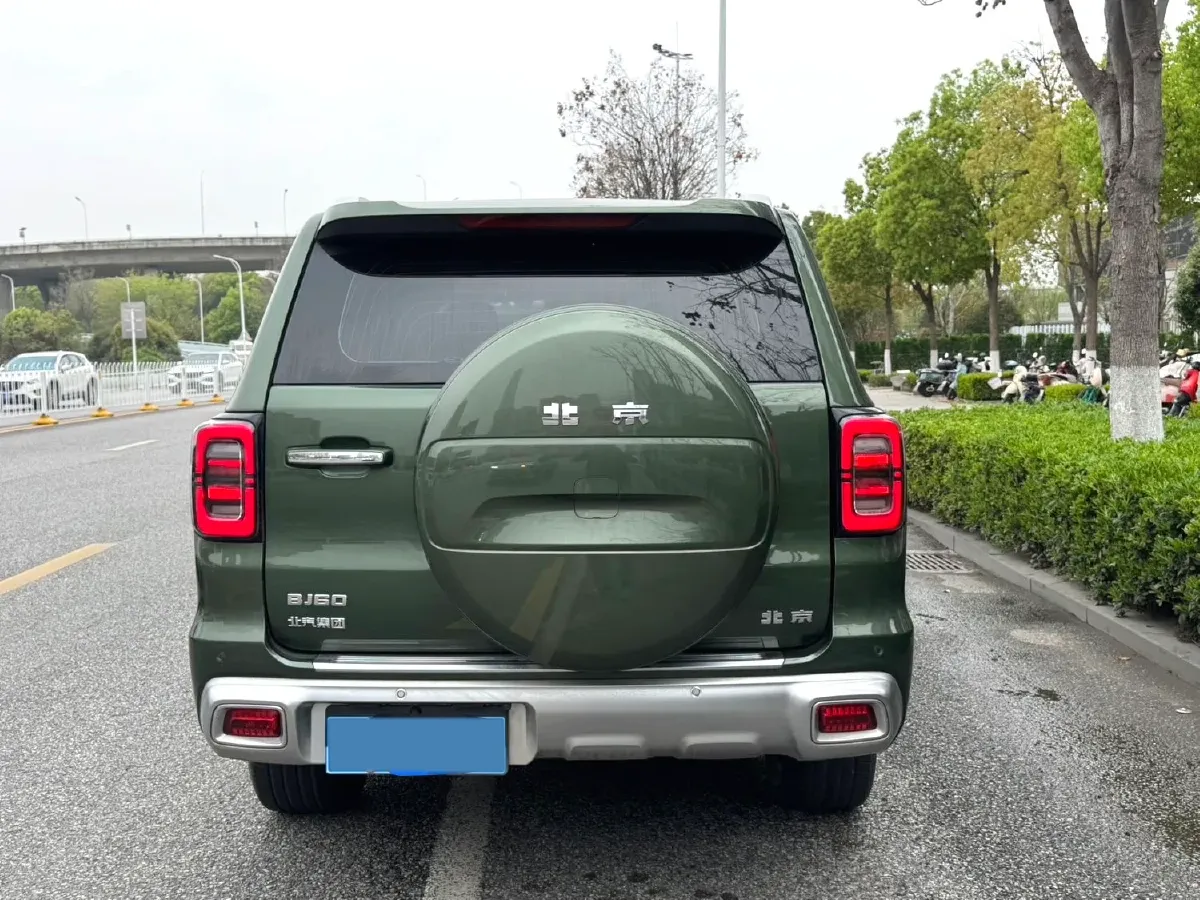 2022 Beijing BJ60 2.0T 267HP L4 8AT,autocango,china used car exporter,china ev exporter,chinese used car exporter,chinese used ev exporter