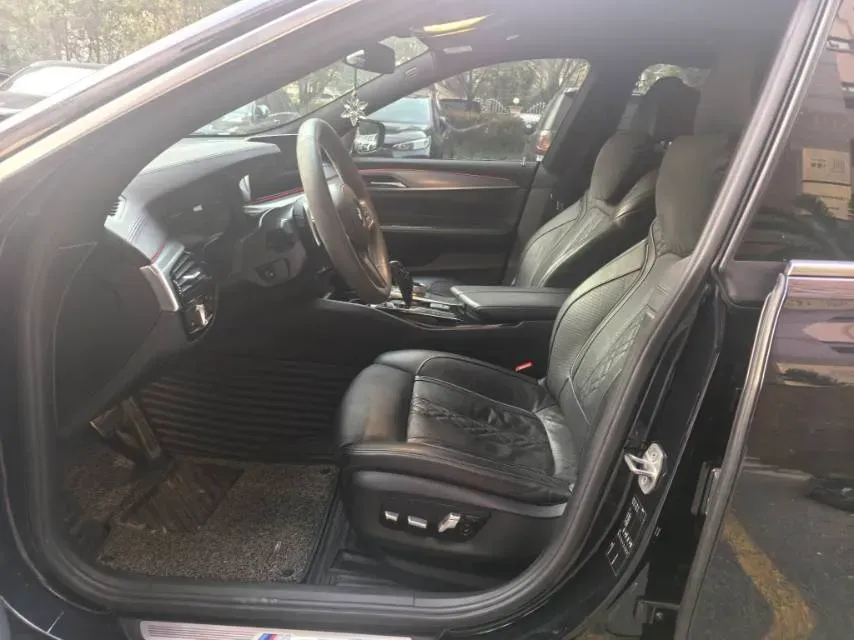 2020 BMW 6 Series GT 2.0T 258HP L4 8AT,autocango,china used car exporter,china ev exporter,chinese used car exporter,chinese used ev exporter