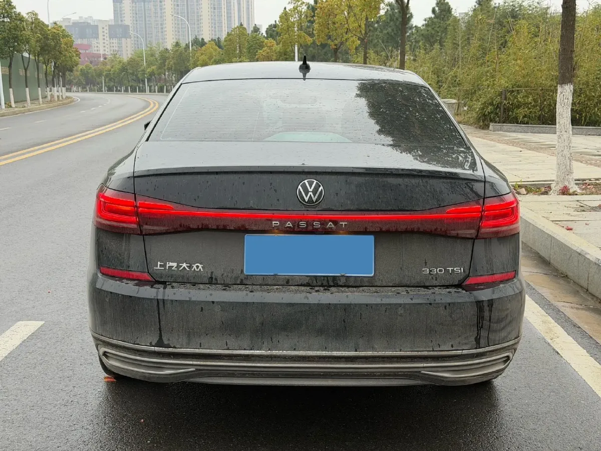 2024 Volkswagen Passat 2.0T 186HP L4 7DCT,autocango,china used car exporter,china ev exporter,chinese used car exporter,chinese used ev exporter