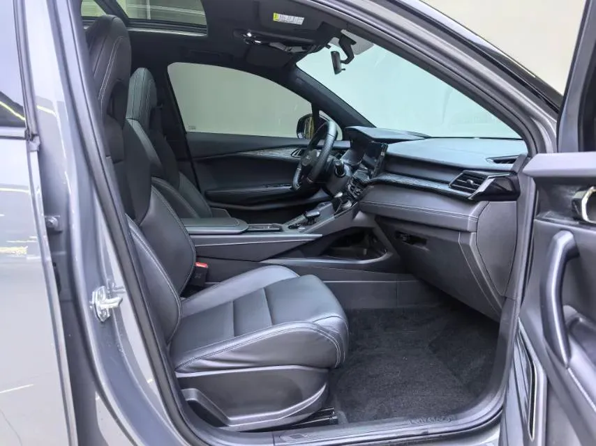 2020 LYNK&CO 06 1.5T 177HP L3 7DCT,autocango,china used car exporter,china ev exporter,chinese used car exporter,chinese used ev exporter