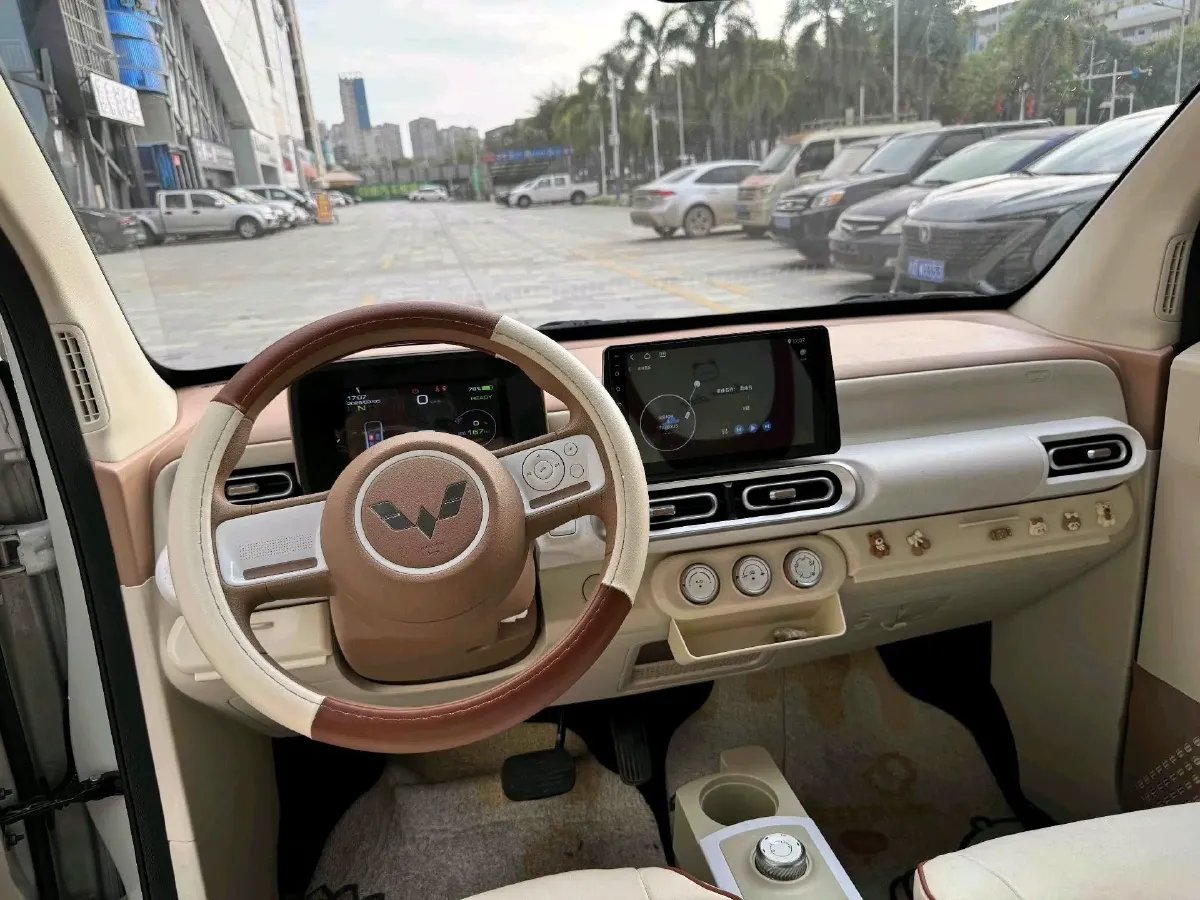 2024 WuLing HongGuang MINI EV BEV 17.3KWH,autocango,china used car exporter,china ev exporter,chinese used car exporter,chinese used ev exporter