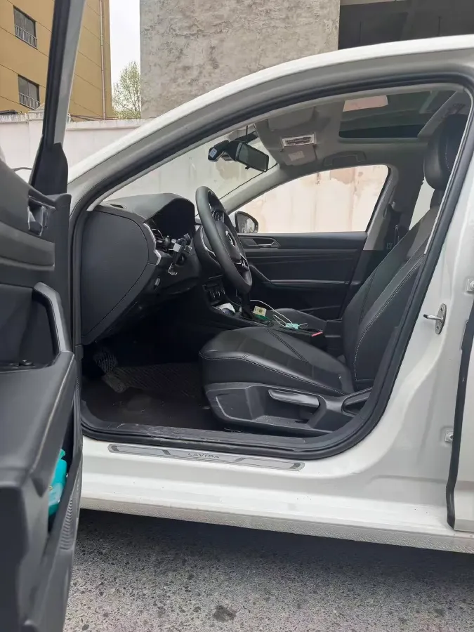 2021 Volkswagen Lavida 1.5L 113HP L4 6AT,autocango,china used car exporter,china ev exporter,chinese used car exporter,chinese used ev exporter