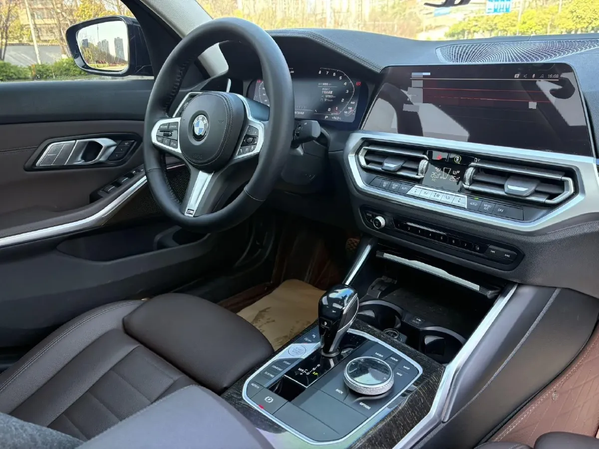 2021 BMW 3 Series 2.0T 184HP L4 8AT,autocango,china used car exporter,china ev exporter,chinese used car exporter,chinese used ev exporter