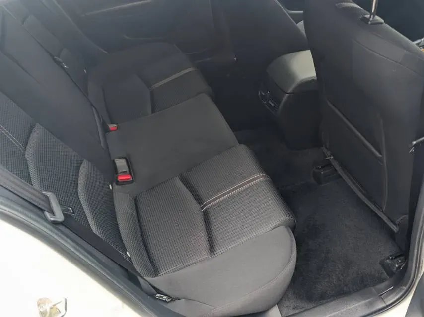 2017 Mazda 3 Axela 1.5L 117HP L4 6AT,autocango,china used car exporter,china ev exporter,chinese used car exporter,chinese used ev exporter