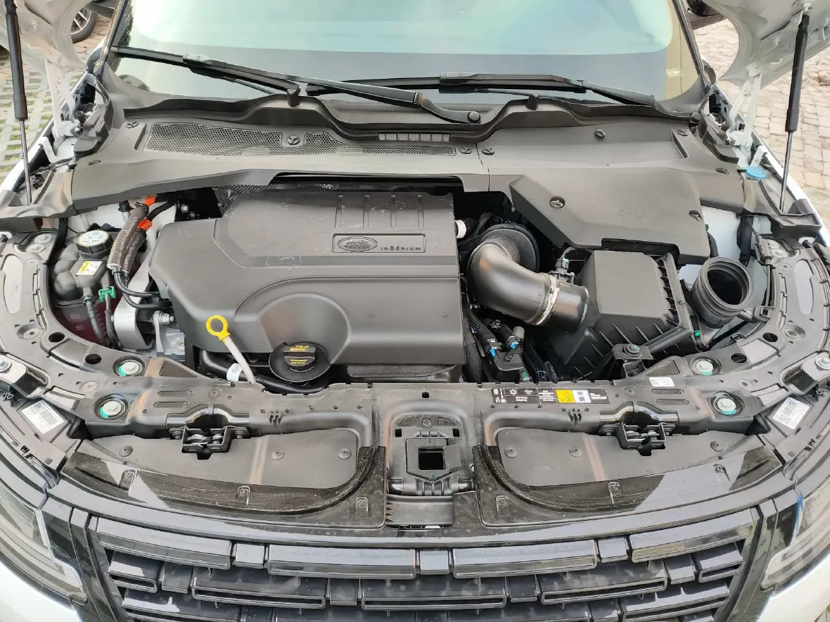 2024 Land Rover Range Rover Evoque 2.0T 249HP L4 9AT,autocango,china used car exporter,china ev exporter,chinese used car exporter,chinese used ev exporter